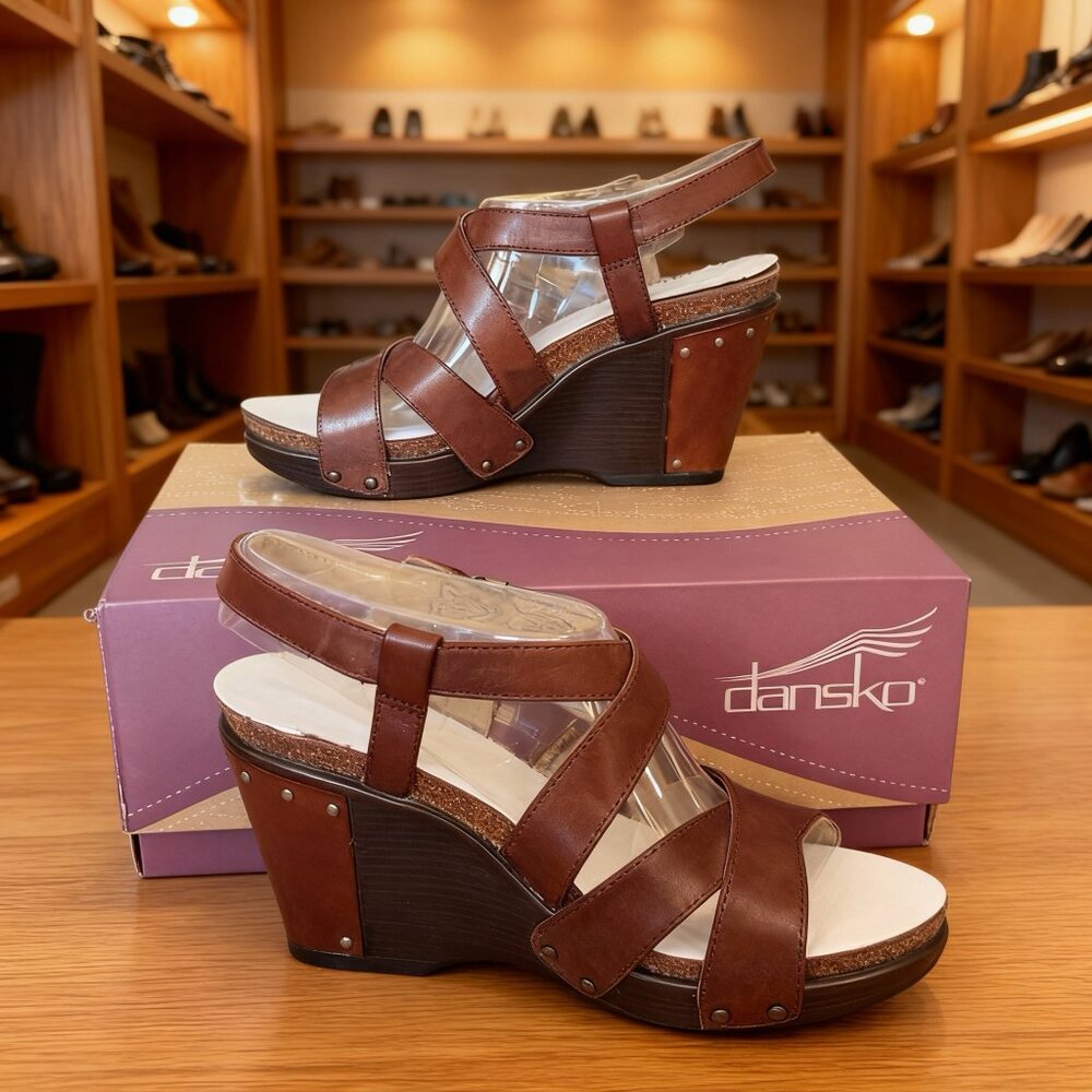 NEW Dansko Frida Brandy Wedge Shoes with Leather Straps